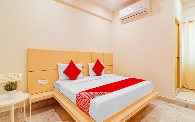 Super OYO Flagship Landcorp Hotels Near Shilparamam
