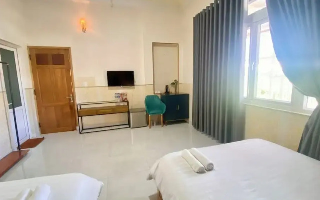 Ruby Peace Hotel