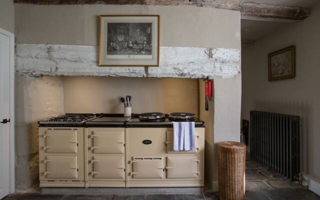 THE PIG at Combe - Devon