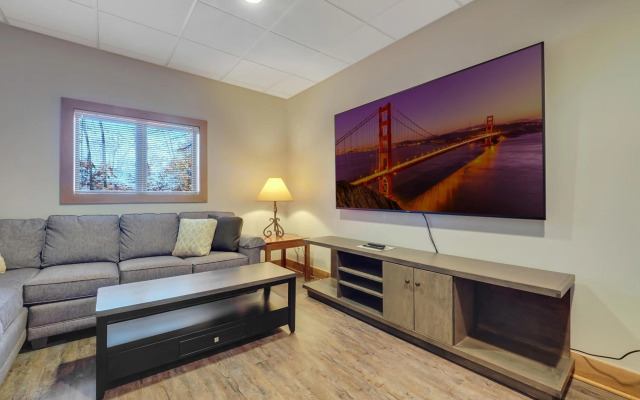 692 Disciples Village Condo