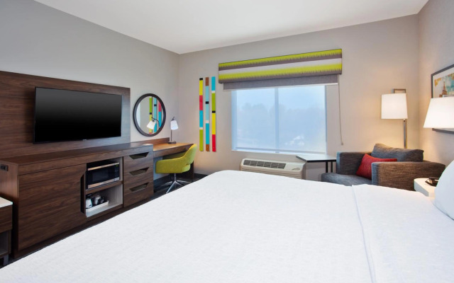 Hampton Inn By Hilton Paris
