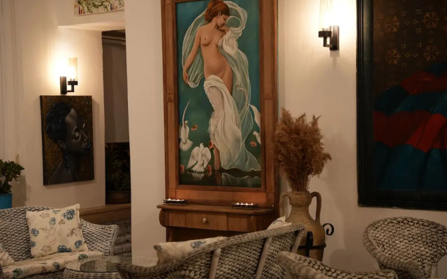 Bahama Art Hotel