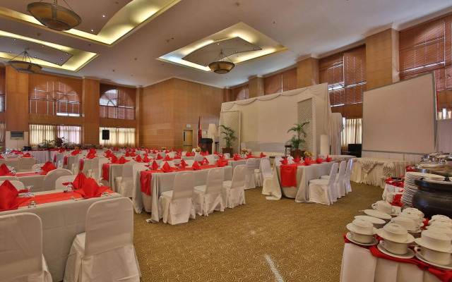 Crown Regency Suites & Residences - Mactan