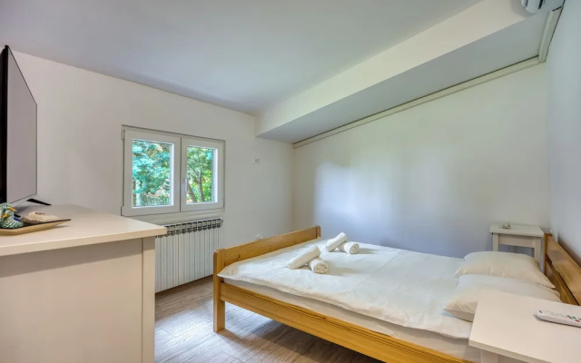 Captain's House - Sv. Jakov