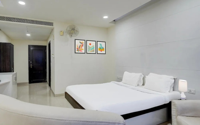 Poolside Retreat Near Sathyabama Chennai