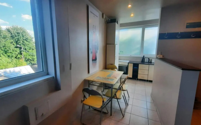 Spacious, modern condo in new villa - sleeps 6