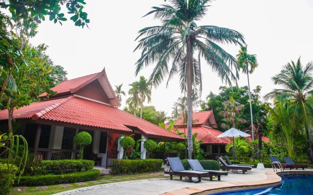 Locals Villa Hotel