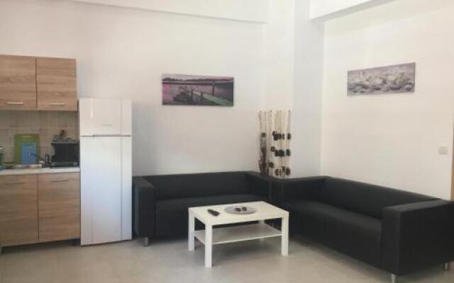 Sisifou Apartment