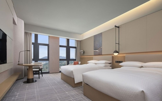 Four Points by Sheraton Guiyang, Huaxi — фото 3