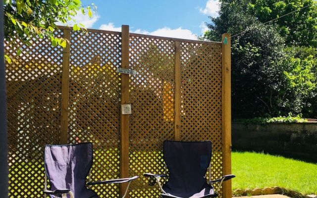 Oxford Private Studio - Parking