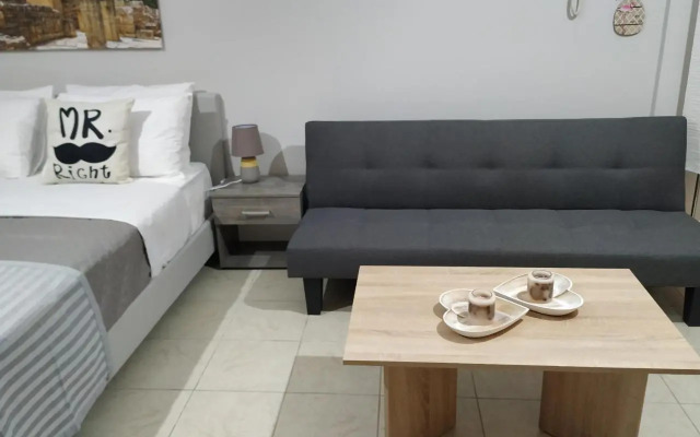 Ierapetra Suites & Studios