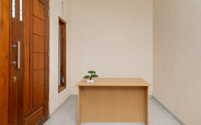 OYO 3076 Lilik Homestay Syariah