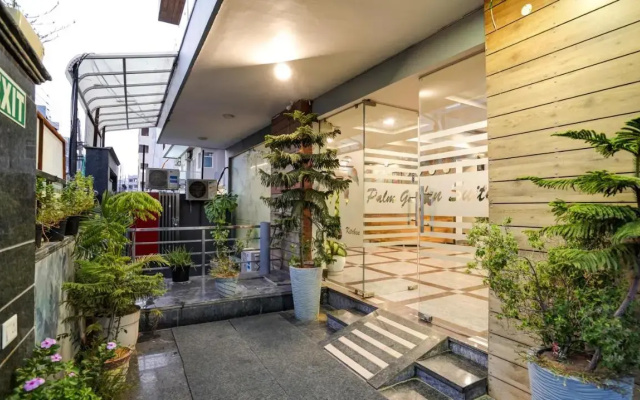 Niketan Medanta Service Apartment