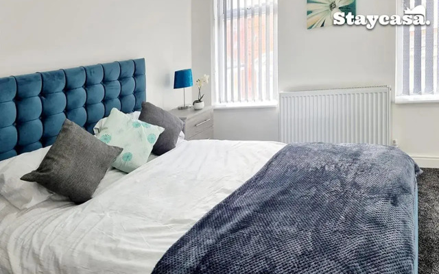 Cosy 4-Bedroom House Manchester