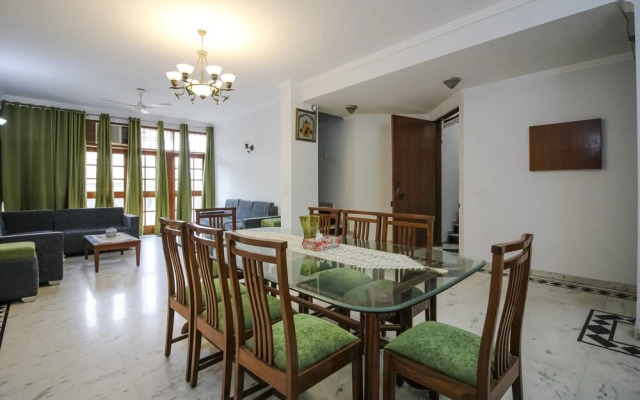 Under My Roof Green Park