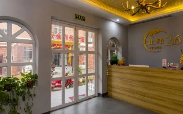 26 Degrees North Latitude hotel