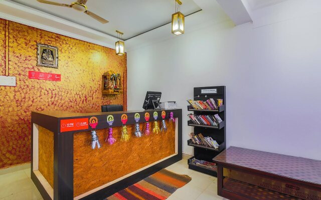 OYO 15449 Hotel Padma