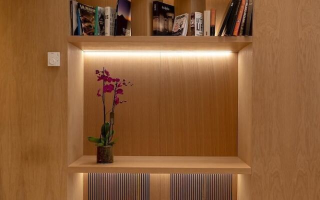 Colourful Studios In Recoletos By Allo Housing