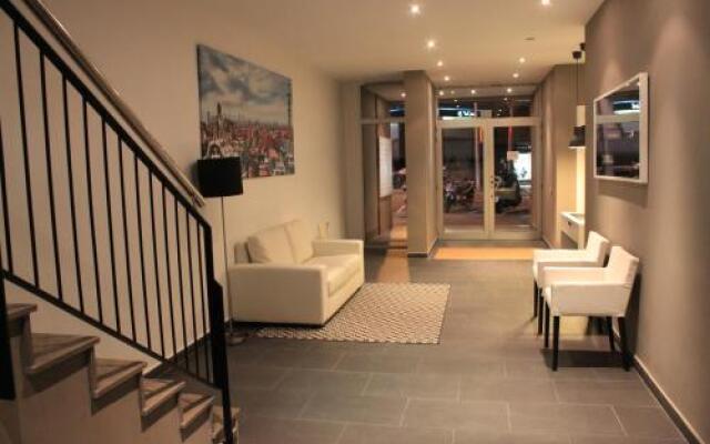 Apartaments Casanova Bcn