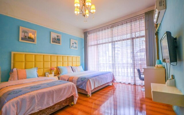 Fenghuang Joy Riverview Hotel