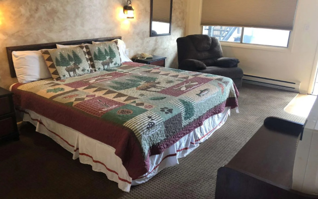 Travelodge by Wyndham Salina