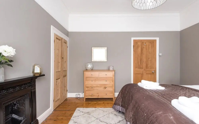 Stylish & Modern House With Original Period Charm