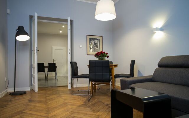 PAULOVE Apartments