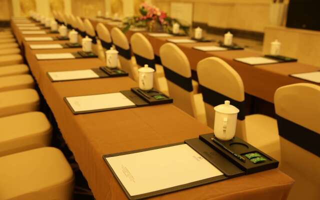 Clarion Hotel