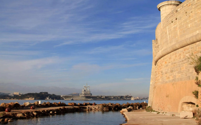 Grand Hôtel Dauphiné Toulon, Boutique Hôtel & Suites