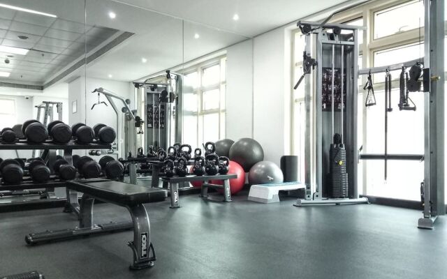 Minutes From JBR Beach! Beautiful 1BR in Marina!