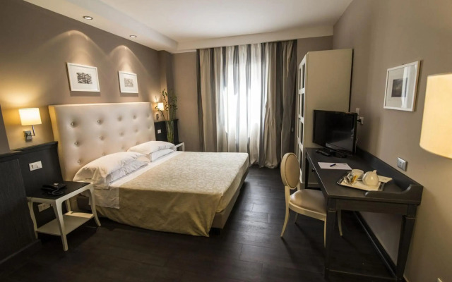 Mediterraneo Hotel & Residence