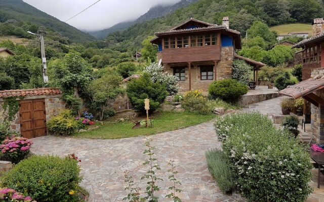 Alojamientos Rurales Valle de Bueida