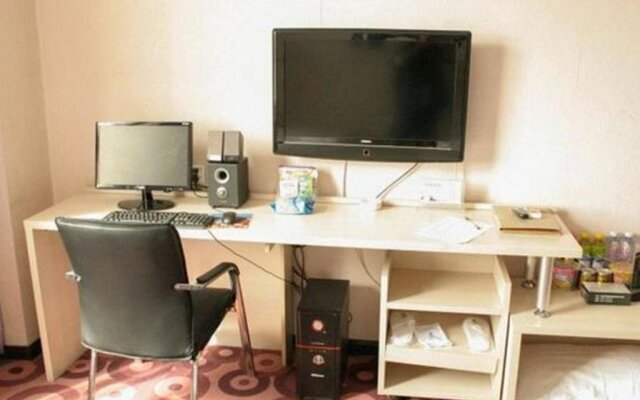 Super 8 Hotel Yinchuan QiRong Qing He Bei Jie