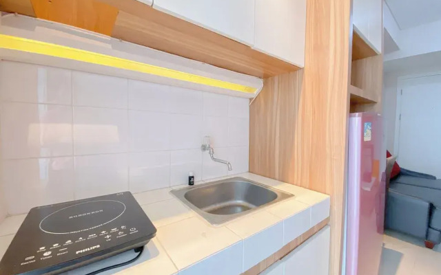 Trendy Space 1Br Apartment At Parahyangan Residence
