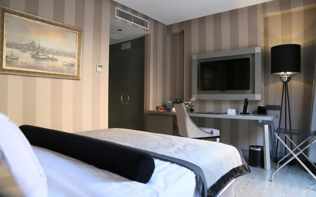Metropole Hotel