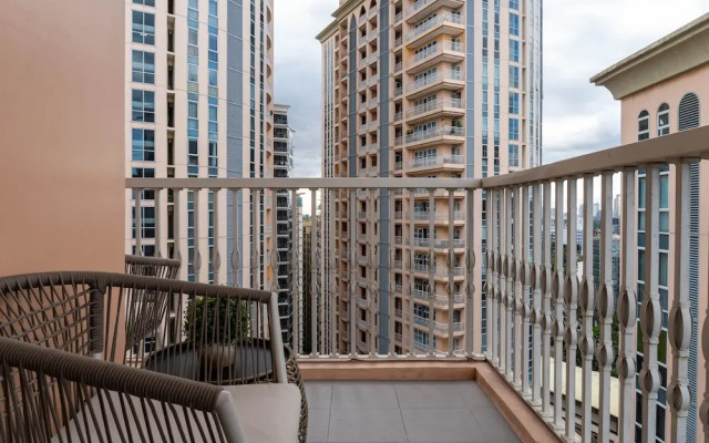 Modern Luxury 1BR in Venice Mckinley