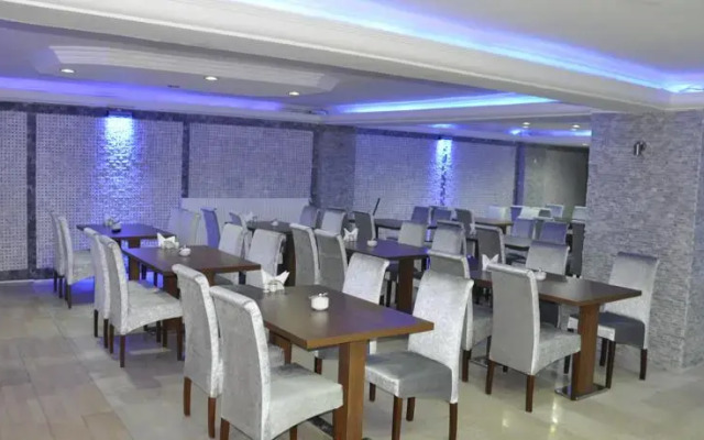 Grand Flas Otel