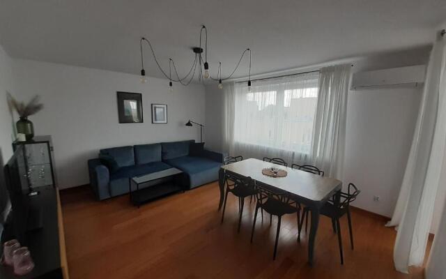 AnJa Apartment