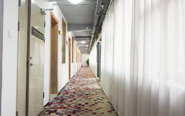 H Life Hotel