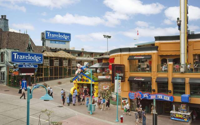 Travelodge by Wyndham Niagara Falls at the Falls