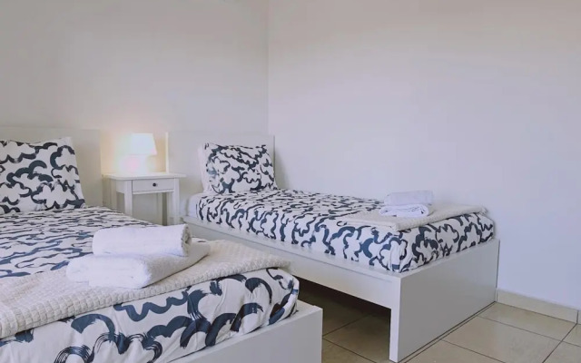 64 LCA - Stay Skyline Nest