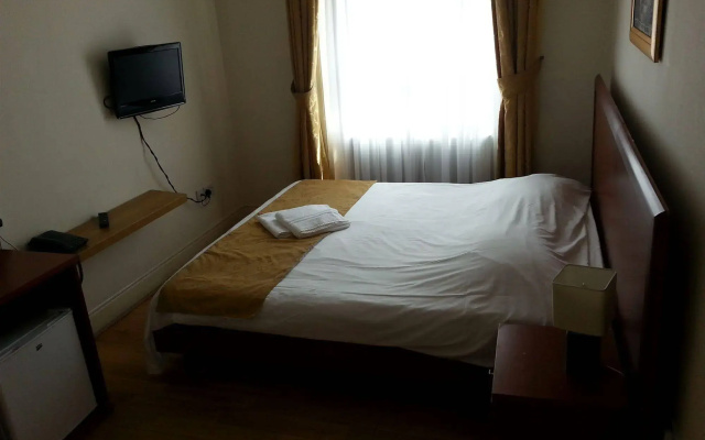 Corner House Hotel