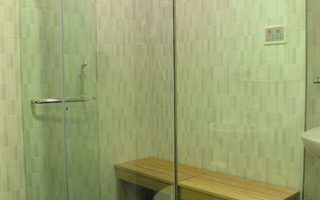 Eight Days Boutique Hotel Permas Jaya