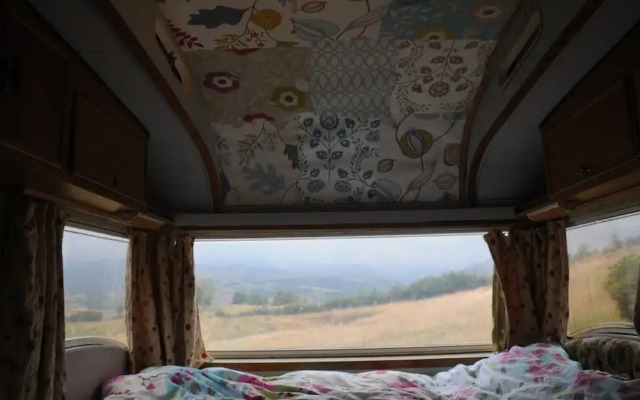 Vintage Safari Caravan