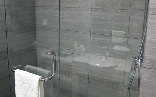 Hualian Plaza Hotel