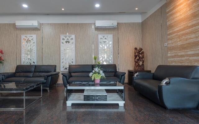 OYO 1114 Hotel Denpasar Makassar