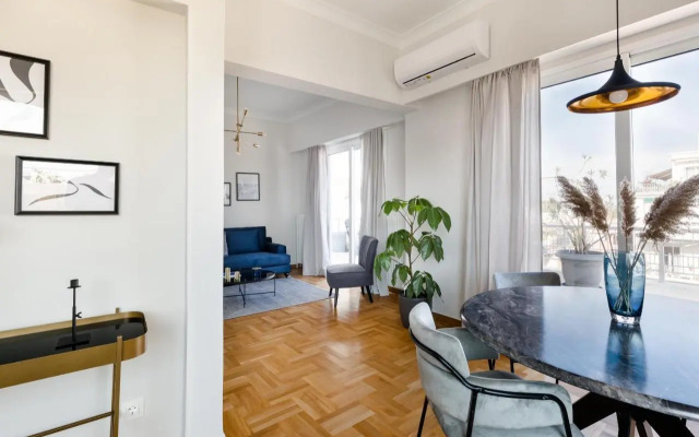 Elegant Luminous 3bd Apartment in Kolonaki by Upstreet