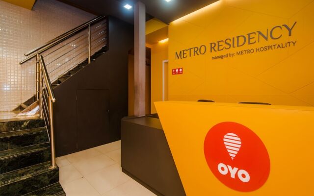 OYO Flagship 13885 Metro Residency