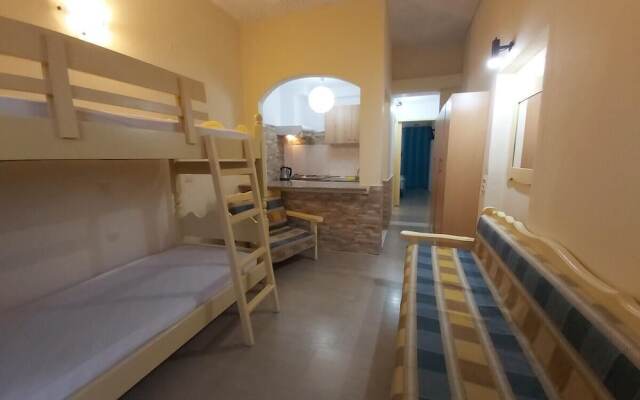 Flamingo Apartments Moraitika Corfu