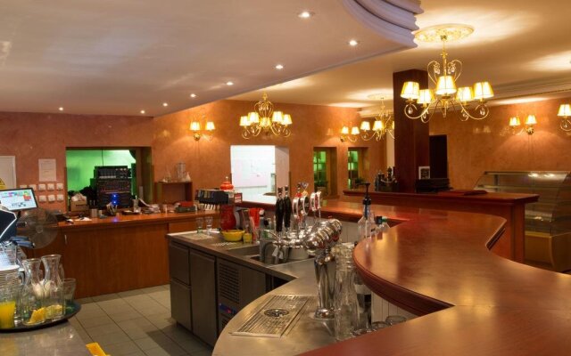 Hotel Leyla